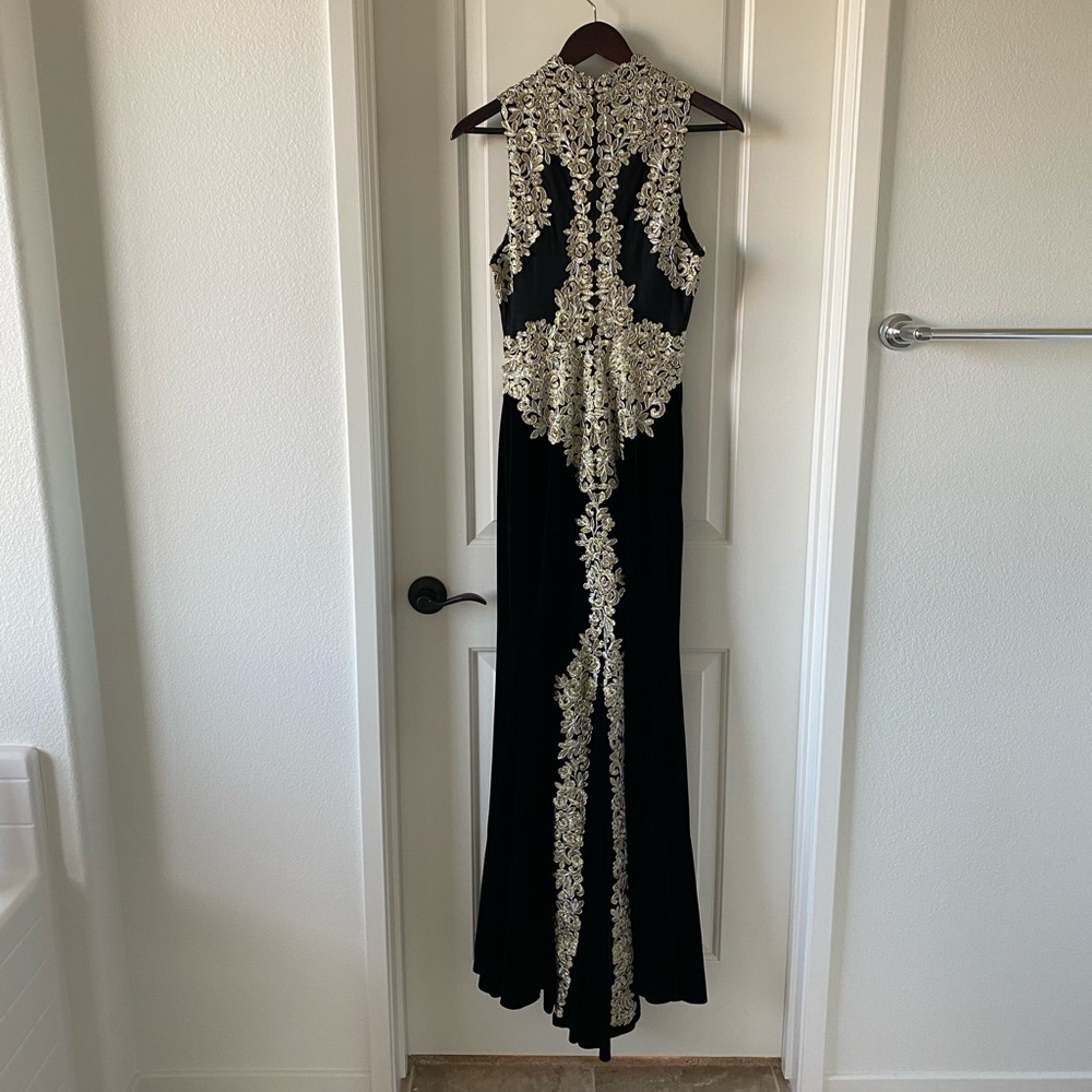 Betsy & Adam Evening Gown Size 10
